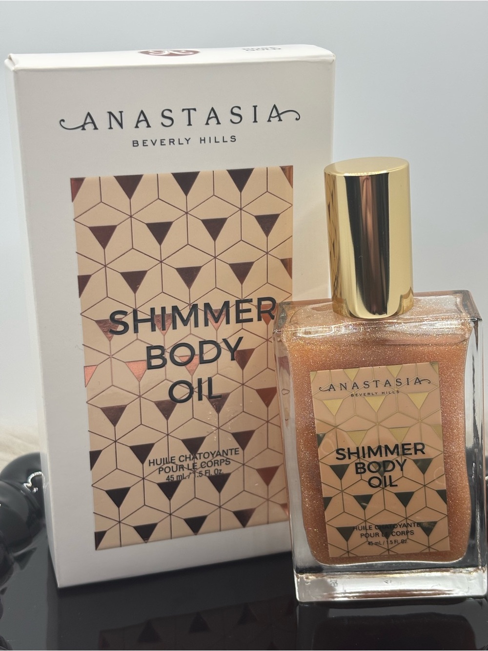 Anastasia Beverly Hills Shimmer Body Oil in Rose Gold